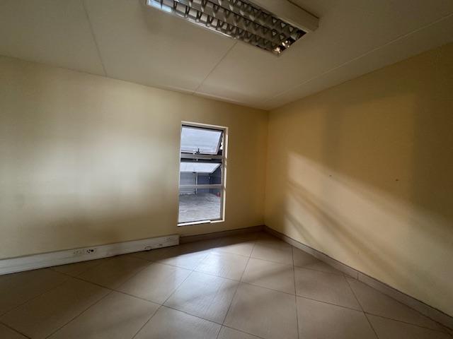 To Let commercial Property for Rent in Greenbushes Eastern Cape